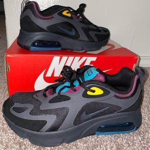 never worn Nike AIr Max 200 - Black Bordeaux